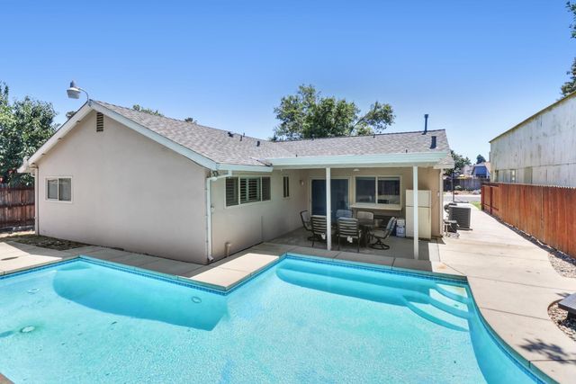 1191 Syracuse Way, Sacramento, CA 95833