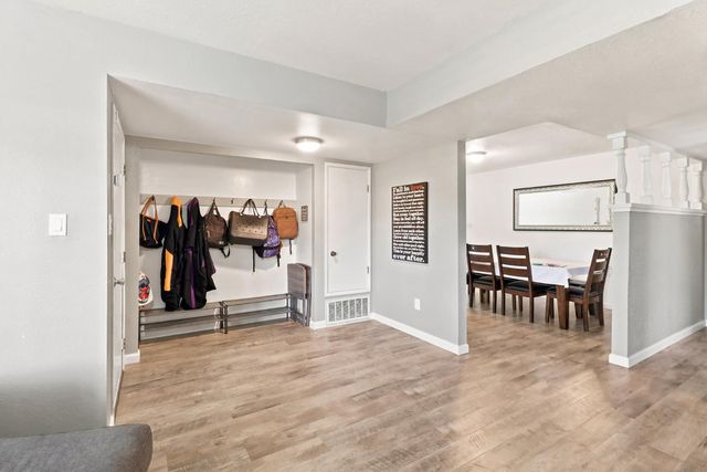 1191 Syracuse Way, Sacramento, CA 95833