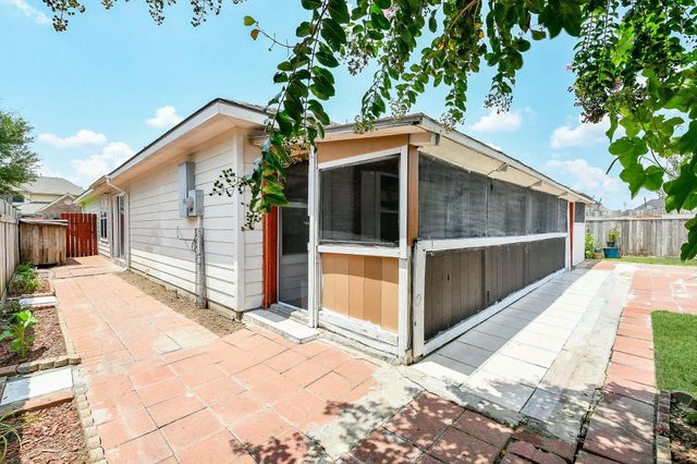 5818 Turmeric Drive, Baytown, TX 77521