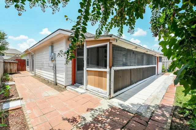 5818 Turmeric Drive, Baytown, TX 77521