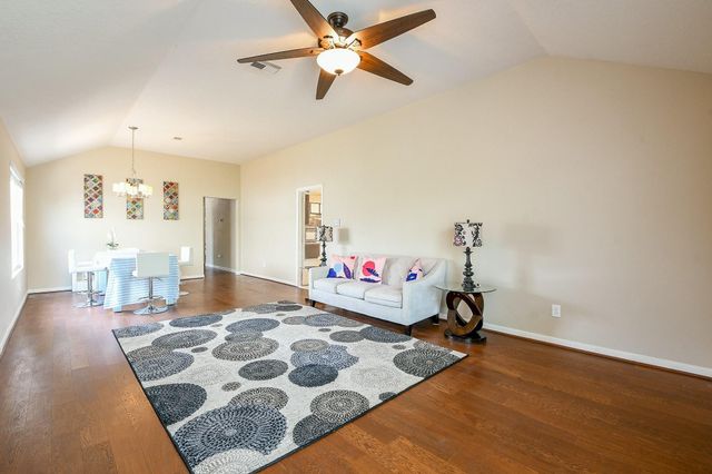 5818 Turmeric Drive, Baytown, TX 77521