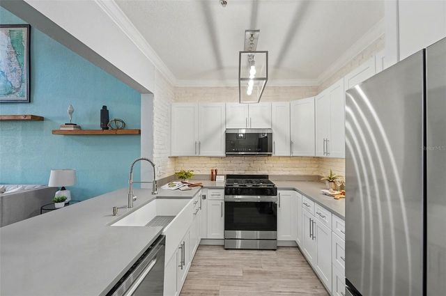 2746 VIA TIVOLI 115B, Clearwater, FL 33764