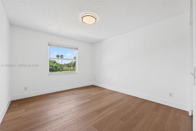 9535 Fox Trot Ln, Boca Raton, FL 33496