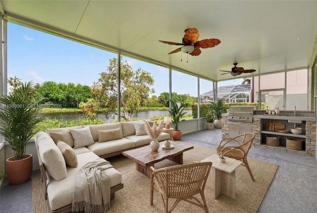 9535 Fox Trot Ln, Boca Raton, FL 33496