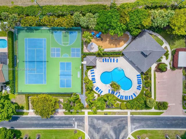9535 Fox Trot Ln, Boca Raton, FL 33496