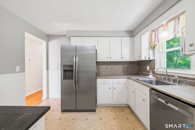12 Meadow Lane, Prospect, CT 06712