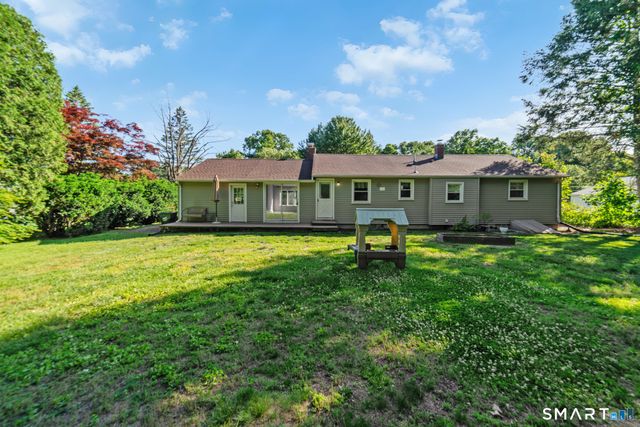 12 Meadow Lane, Prospect, CT 06712