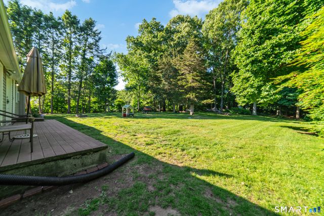 12 Meadow Lane, Prospect, CT 06712