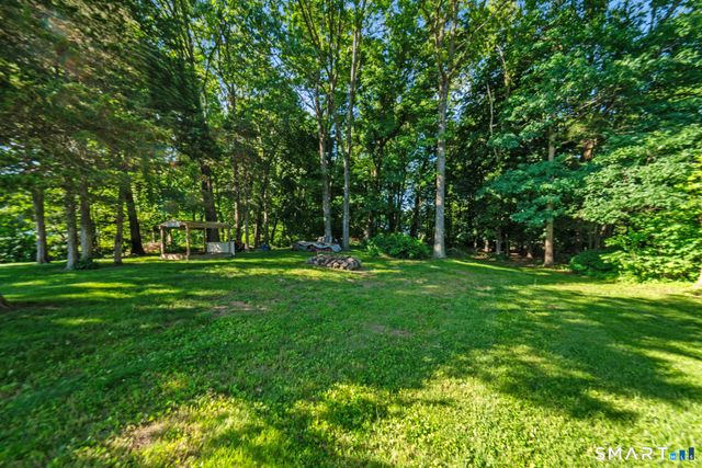 12 Meadow Lane, Prospect, CT 06712