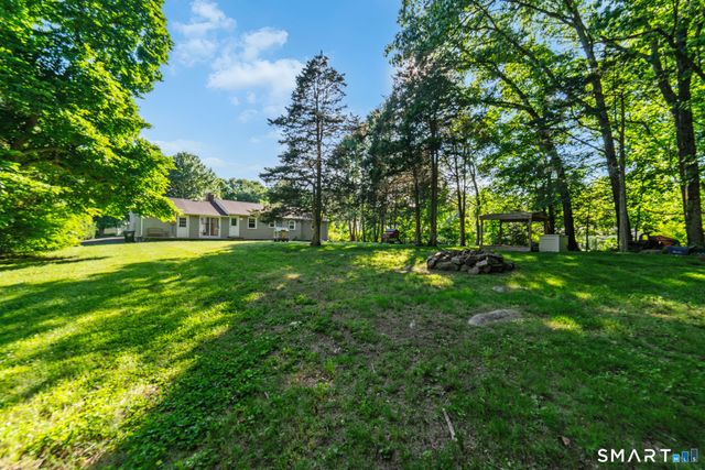 12 Meadow Lane, Prospect, CT 06712