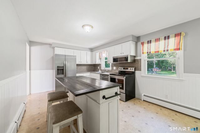 12 Meadow Lane, Prospect, CT 06712