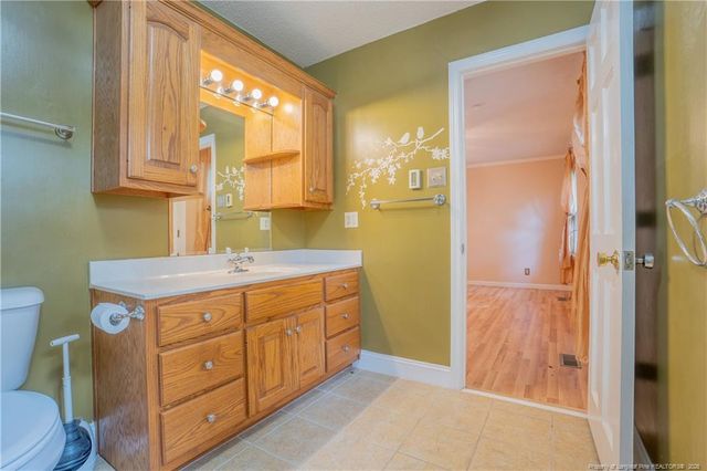 1315 Yaupon Drive, Eastover, NC 28312