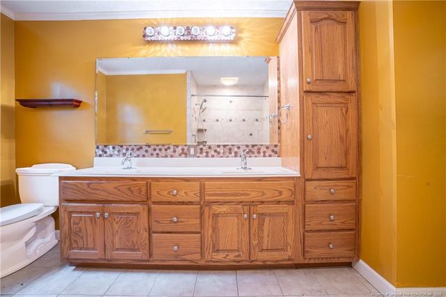 1315 Yaupon Drive, Eastover, NC 28312