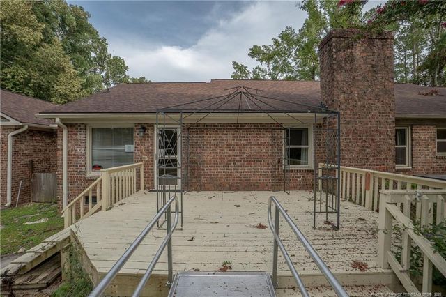 1315 Yaupon Drive, Eastover, NC 28312