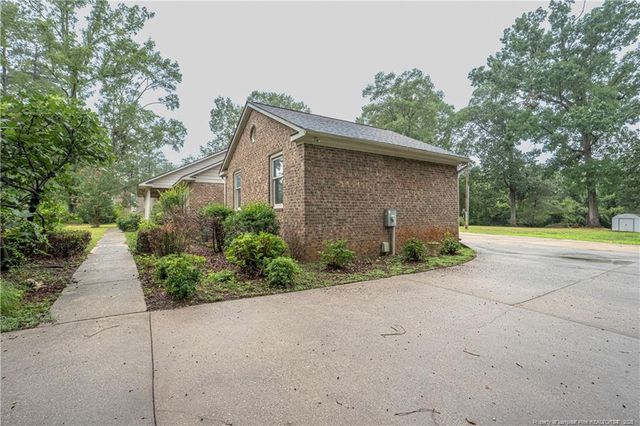 1315 Yaupon Drive, Eastover, NC 28312