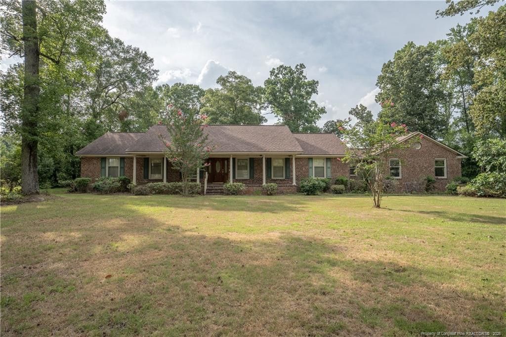1315 Yaupon Drive, Eastover, NC 28312