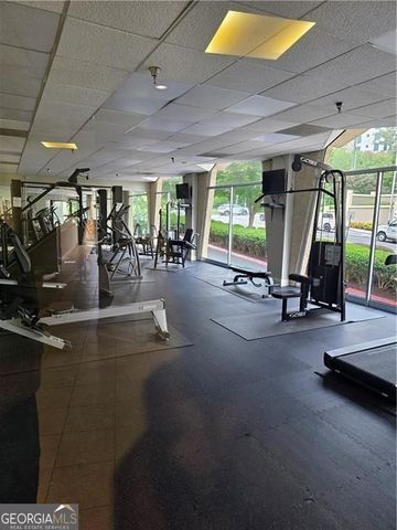 2479 Peachtree Road NE 809, Atlanta, GA 30305
