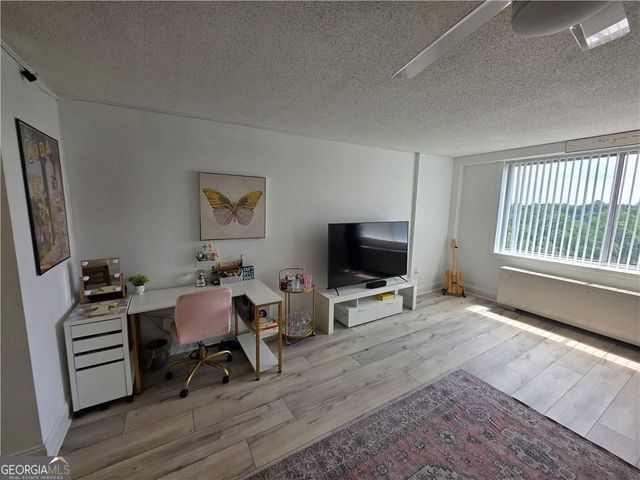 2479 Peachtree Road NE 809, Atlanta, GA 30305