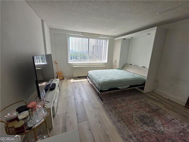 2479 Peachtree Road NE 809, Atlanta, GA 30305