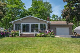 299 Shore DRIVE, Palmyra, WI 53156