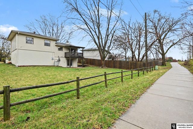 2104 N 143 Avenue, Omaha, NE 68164