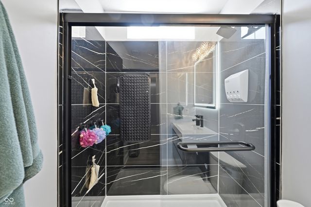 6471 Hunters Green Place, Indianapolis, IN 46278