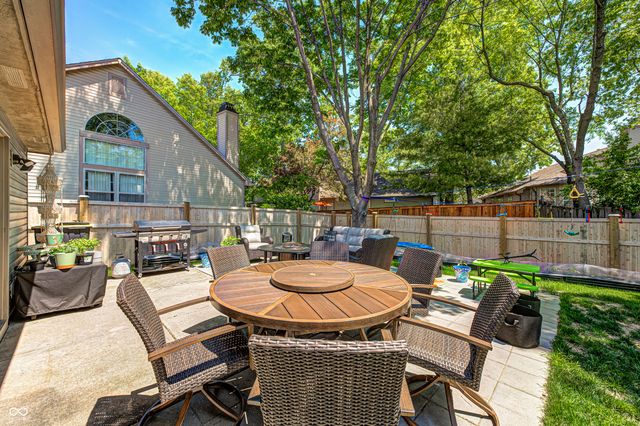 6471 Hunters Green Place, Indianapolis, IN 46278