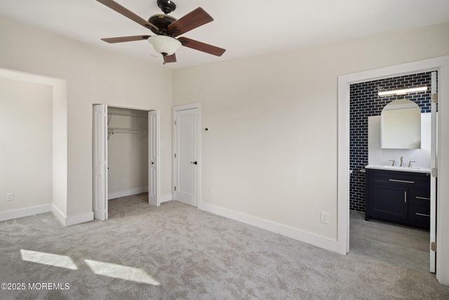 11 Cheerful Place, Highlands, NJ 07732