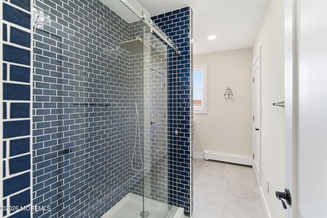 11 Cheerful Place, Highlands, NJ 07732