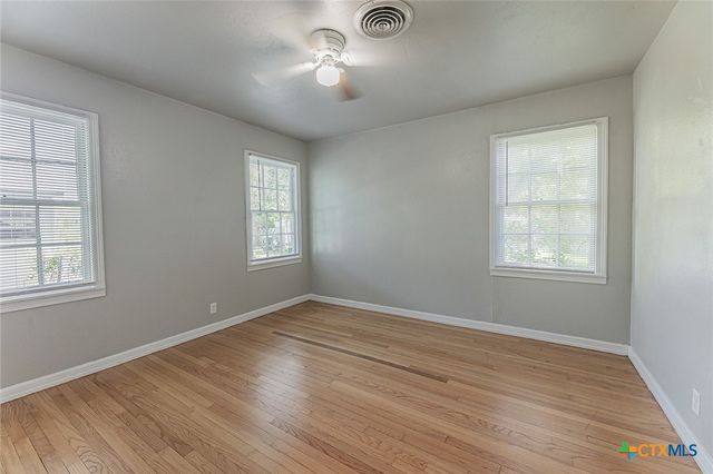 1020 N 15th Street, Temple, TX 76501