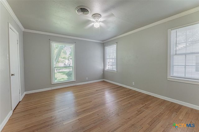 1020 N 15th Street, Temple, TX 76501