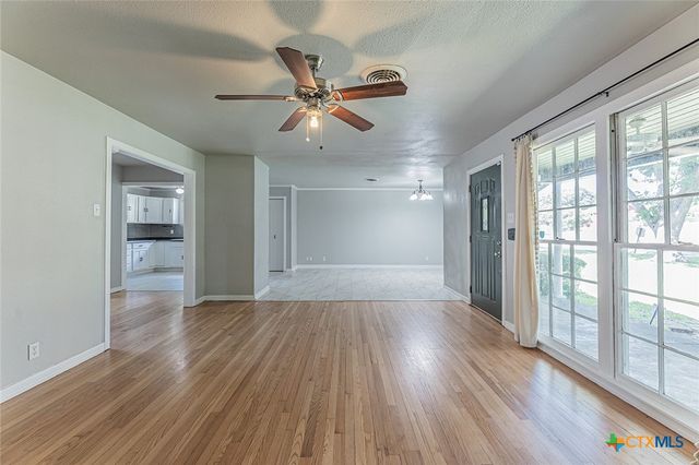 1020 N 15th Street, Temple, TX 76501