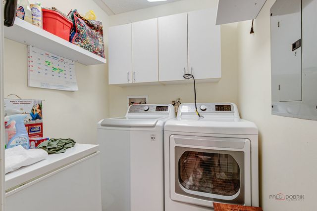 7450 Lincoln Avenue 501, Skokie, IL 60076