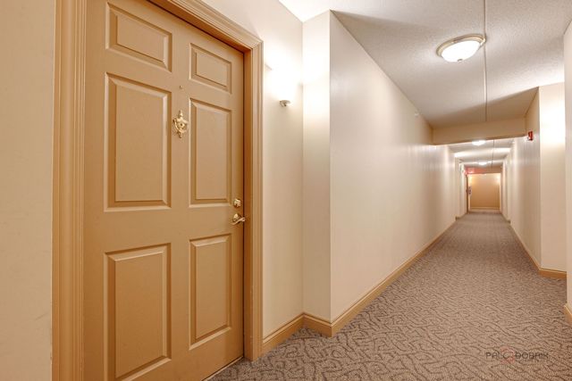 7450 Lincoln Avenue 501, Skokie, IL 60076