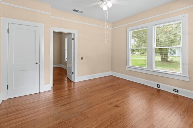 907 N CLARK STREET, Plant City, FL 33563