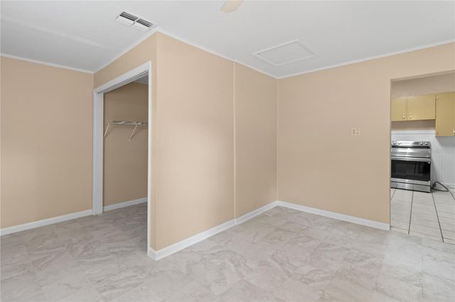 907 N CLARK STREET, Plant City, FL 33563