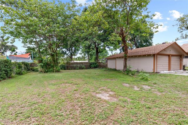 907 N CLARK STREET, Plant City, FL 33563