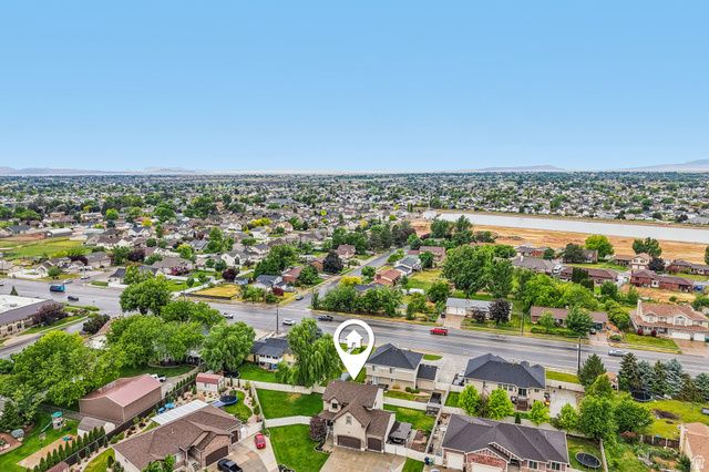 5129 S 3450 W, Roy, UT 84067