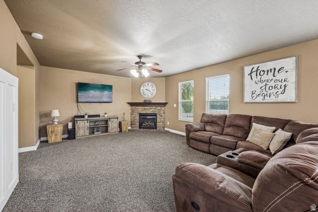 5129 S 3450 W, Roy, UT 84067