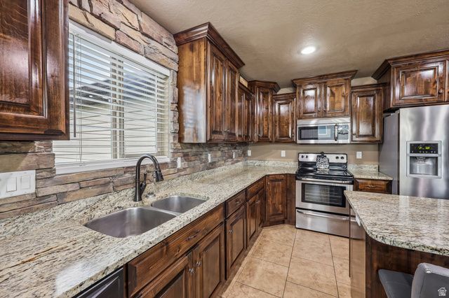 5129 S 3450 W, Roy, UT 84067