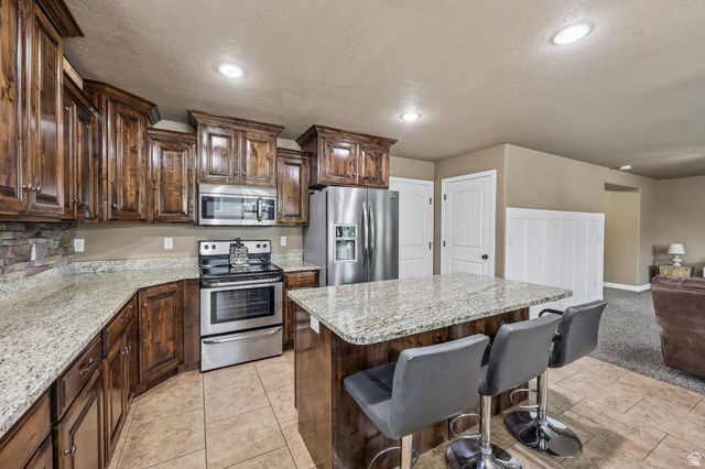 5129 S 3450 W, Roy, UT 84067