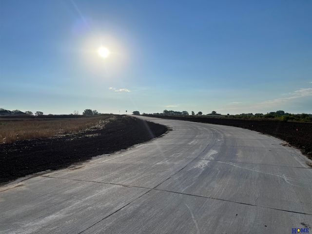 Lot 5 Block 4 W Hall Drive, Lincoln, NE 68532