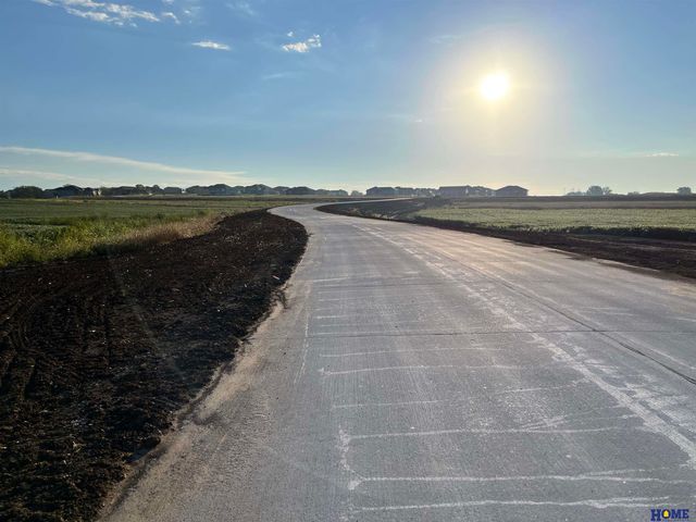 Lot 5 Block 4 W Hall Drive, Lincoln, NE 68532