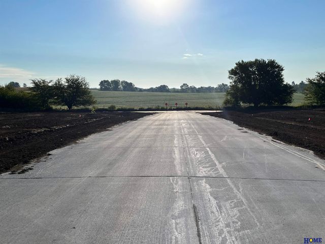 Lot 5 Block 4 W Hall Drive, Lincoln, NE 68532