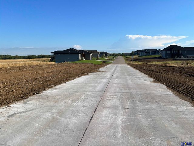 Lot 5 Block 4 W Hall Drive, Lincoln, NE 68532