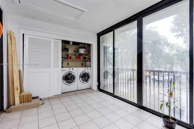 2880 S Carambola Cir S 2071, Coconut Creek, FL 33066