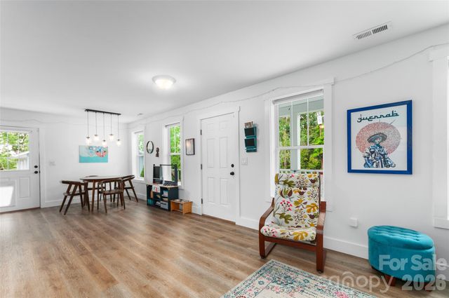 250 Virginia Avenue, Asheville, NC 28806