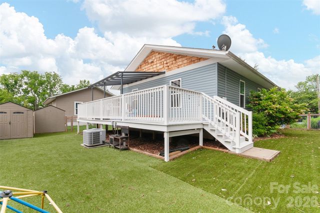 250 Virginia Avenue, Asheville, NC 28806