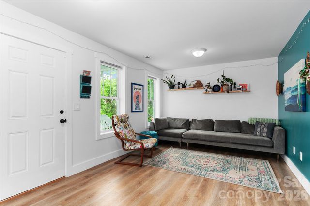 250 Virginia Avenue, Asheville, NC 28806