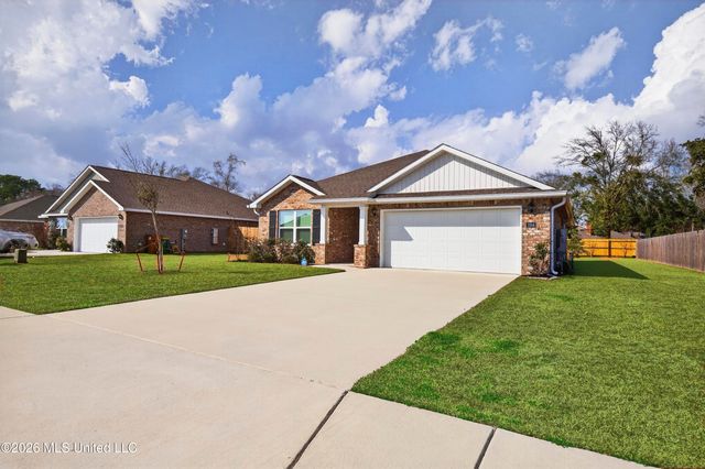 1054 Enclave Circle, Long Beach, MS 39560